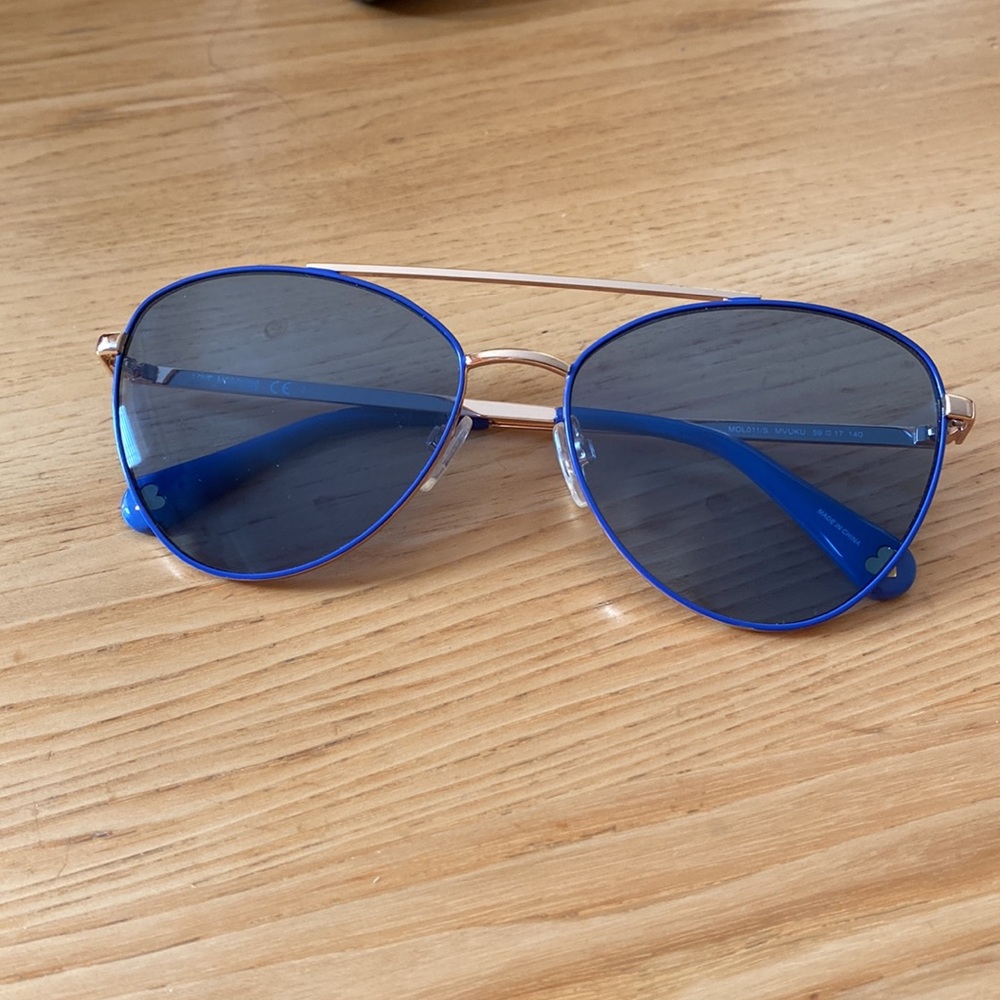 Moschino blue sunglasses